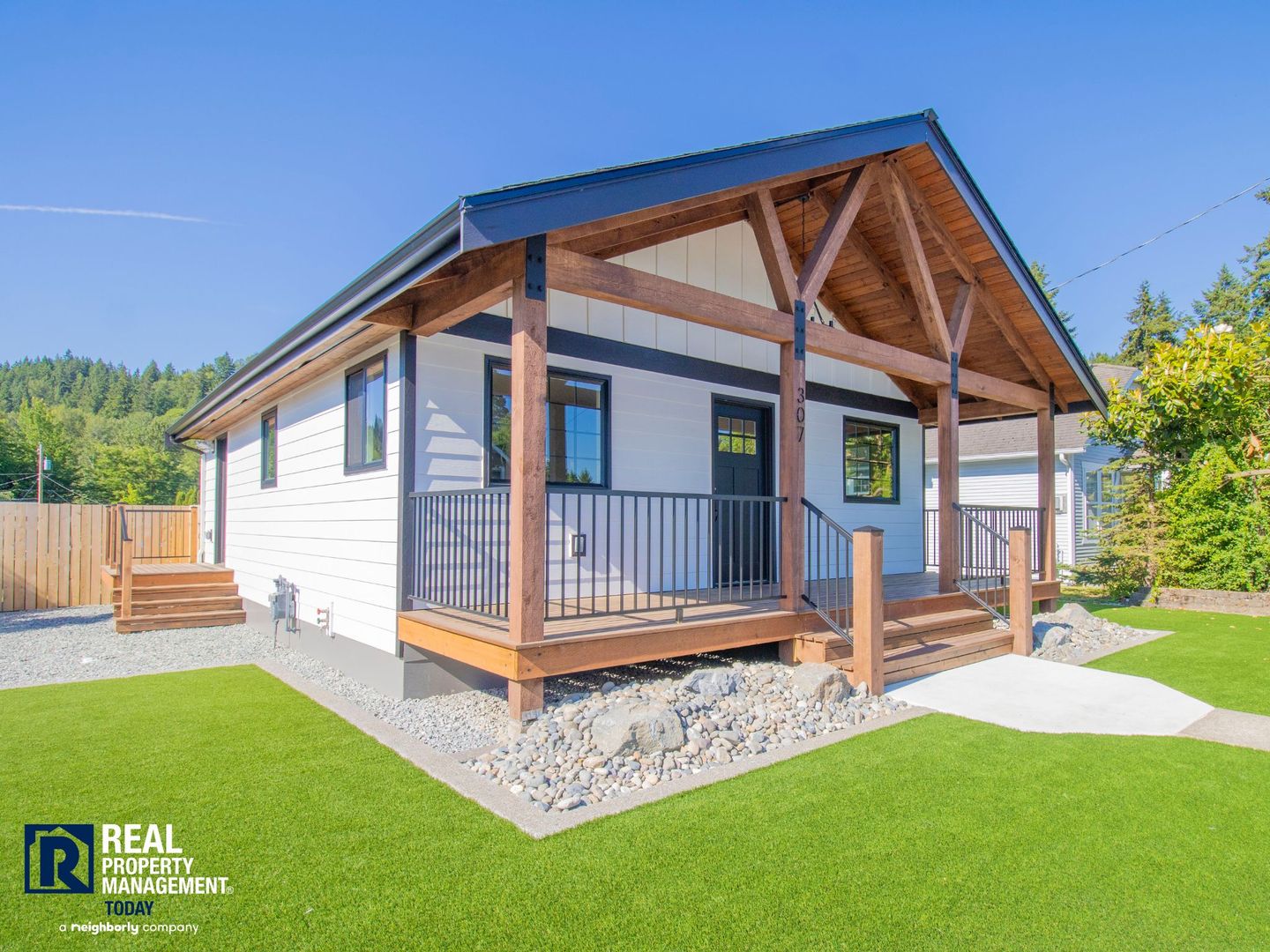 Orting House: 307 Bridge St SE
