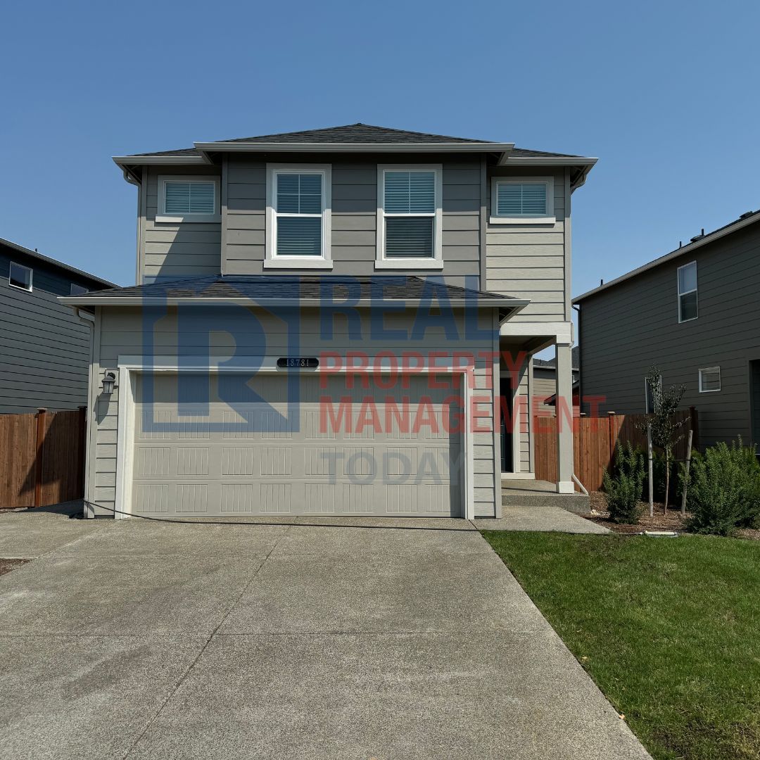 Puyallup House: 18781 Lipoma Pl E