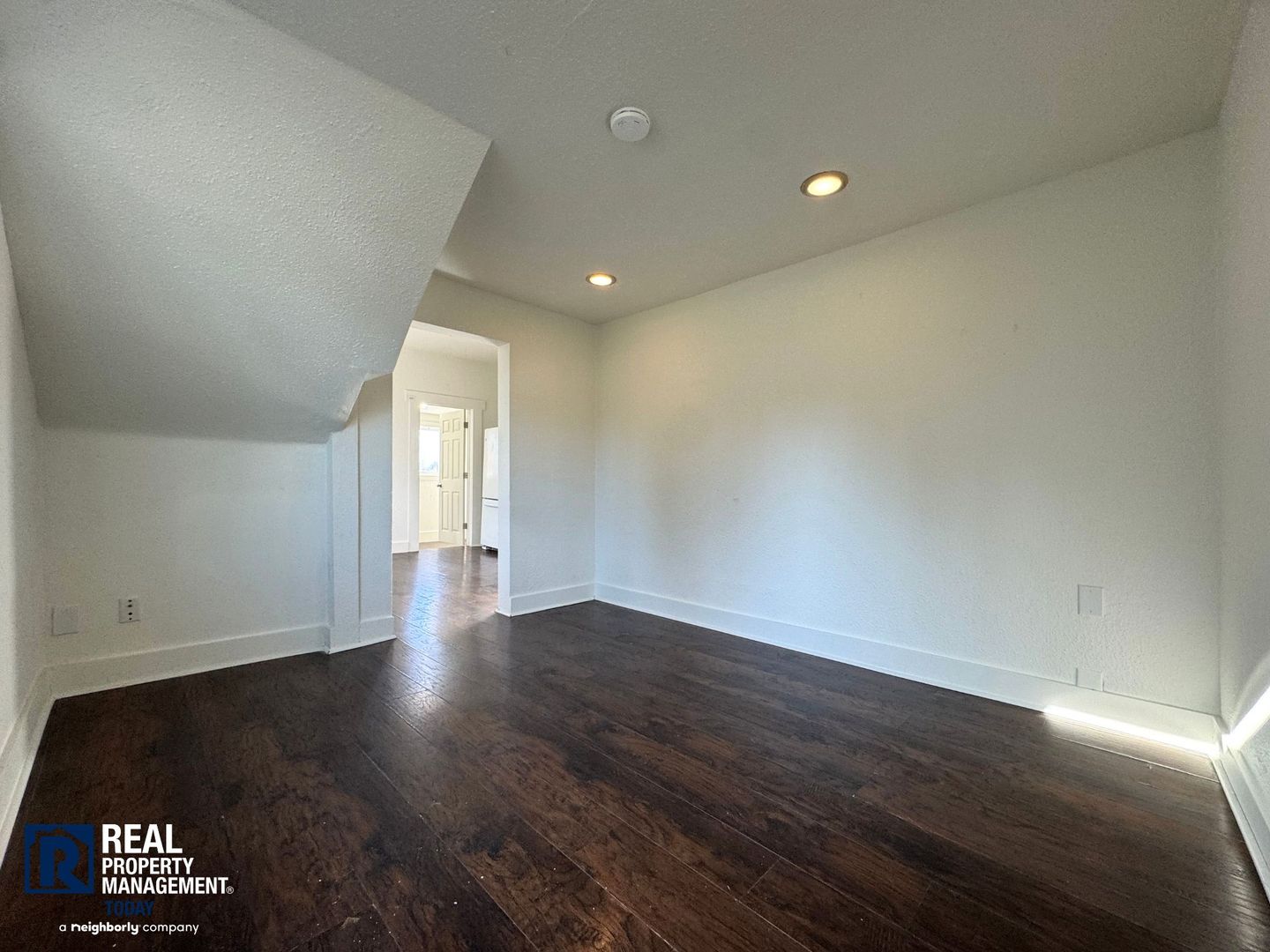 Tacoma Apartment: 204 128th St. S.