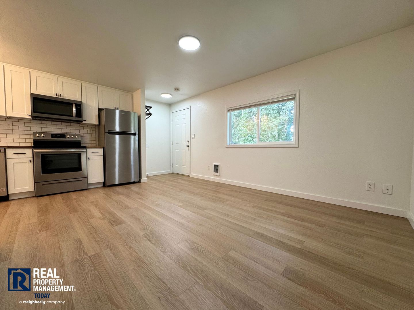 Lakewood Apartment: 7619 Douglas St W unit 3