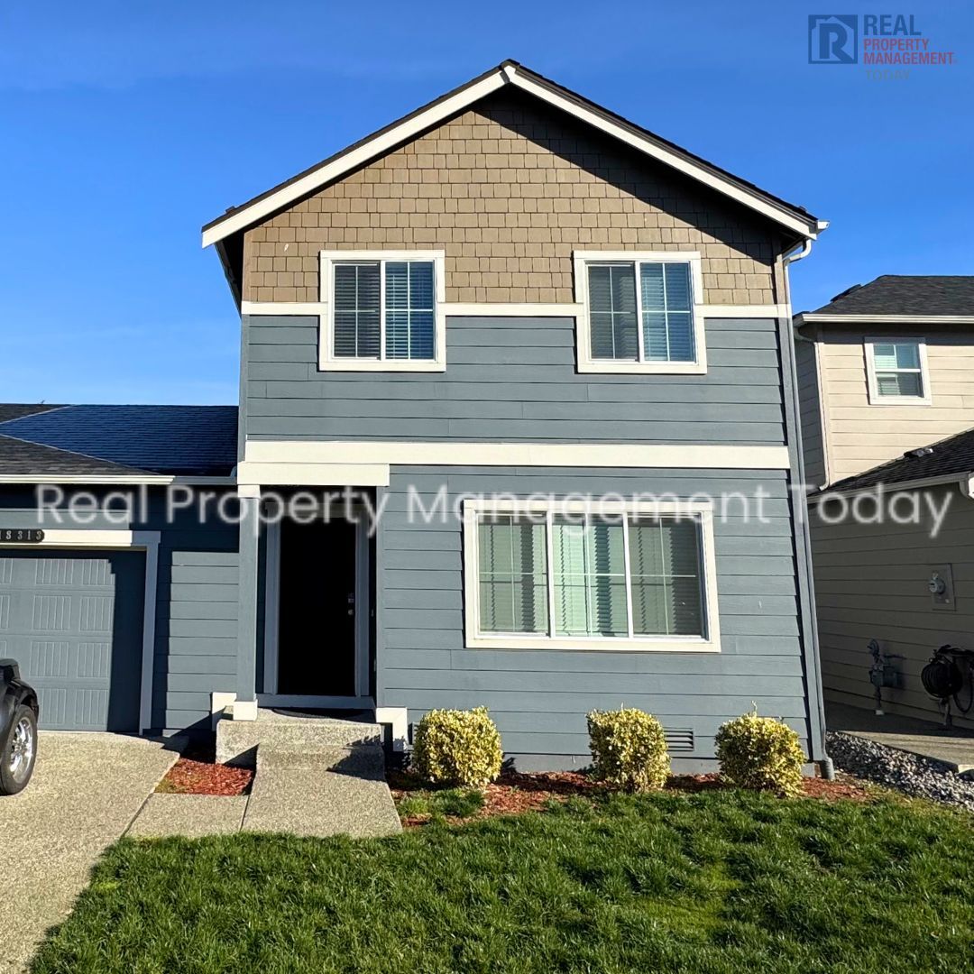 Puyallup House: 18313 107th Ave E