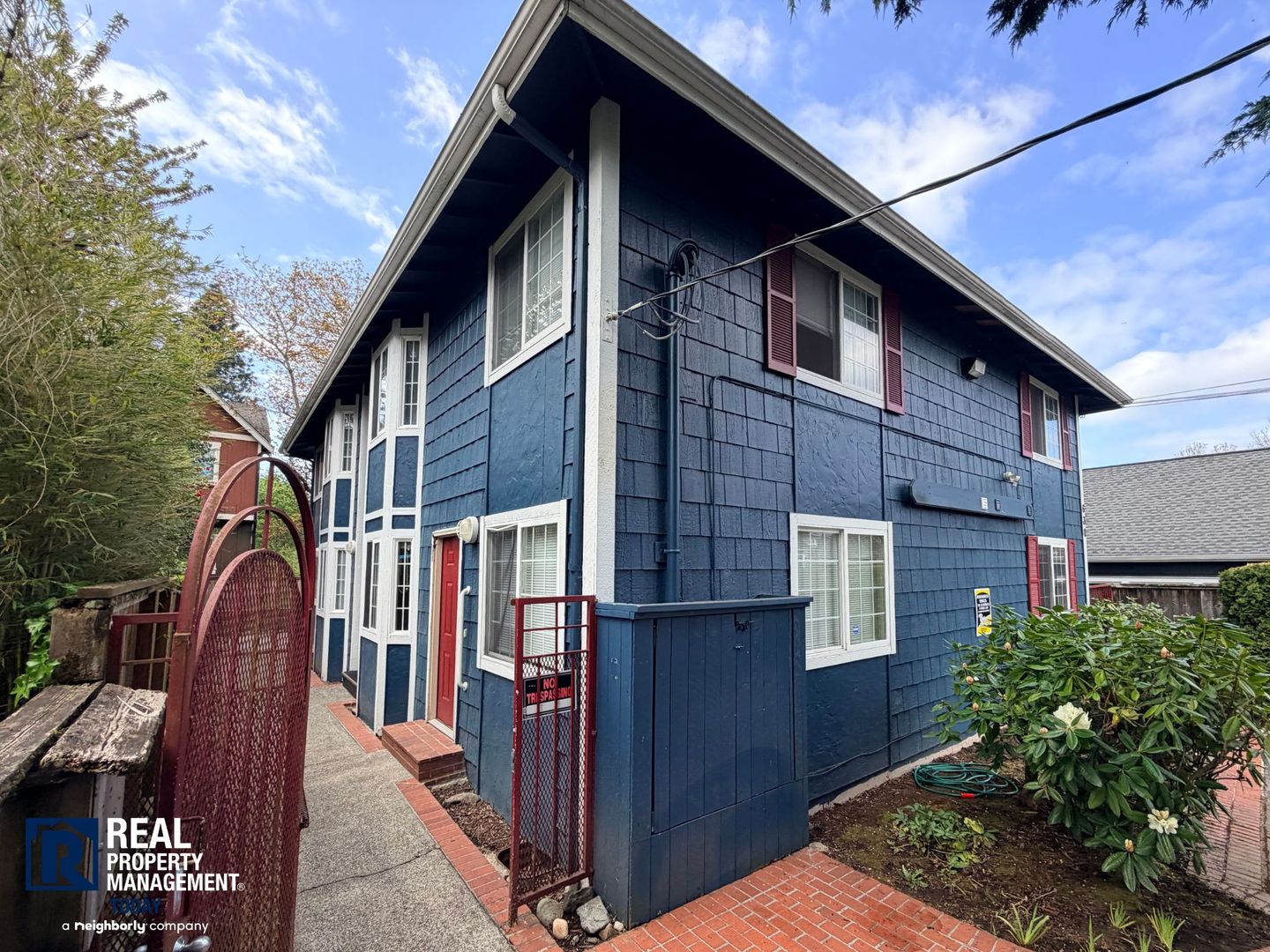 Tacoma Apartment: 630-632 S State St