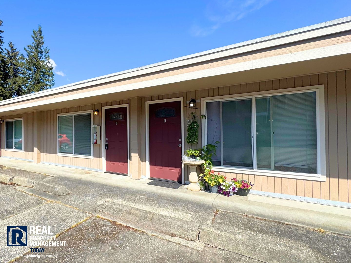 Lakewood Apartment: 6415 Steilacoom Blvd SW
