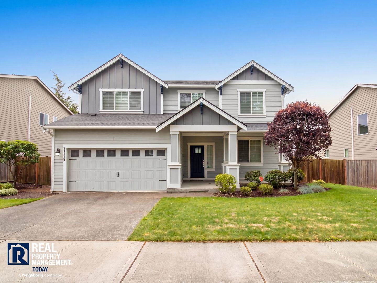 Kent House: 15329  SE 278th st