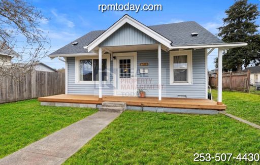 Charming 3-Bedroom Tacoma Duplex with Fenced Yard & Covered Front Porch! – photo 1