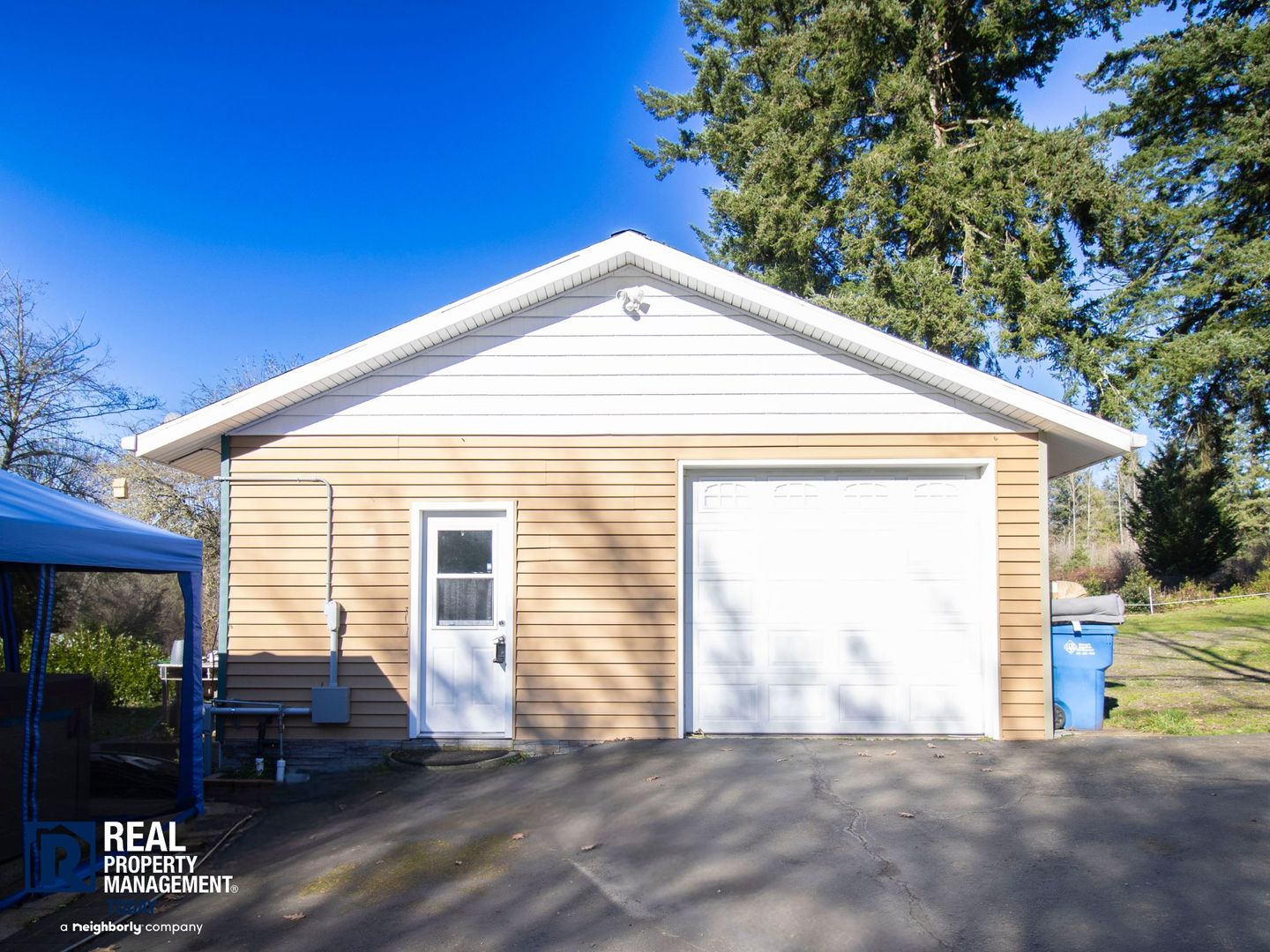 Gig Harbor House: 9009 Randall Dr NW