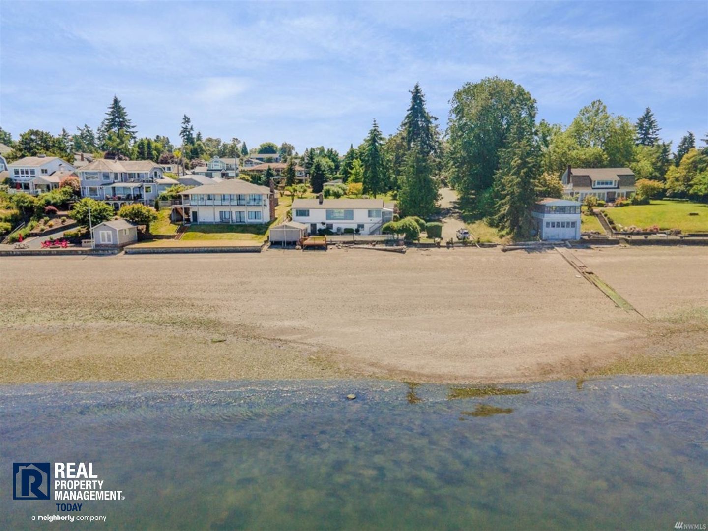 Tacoma House: 5304 Hyada Blvd NE