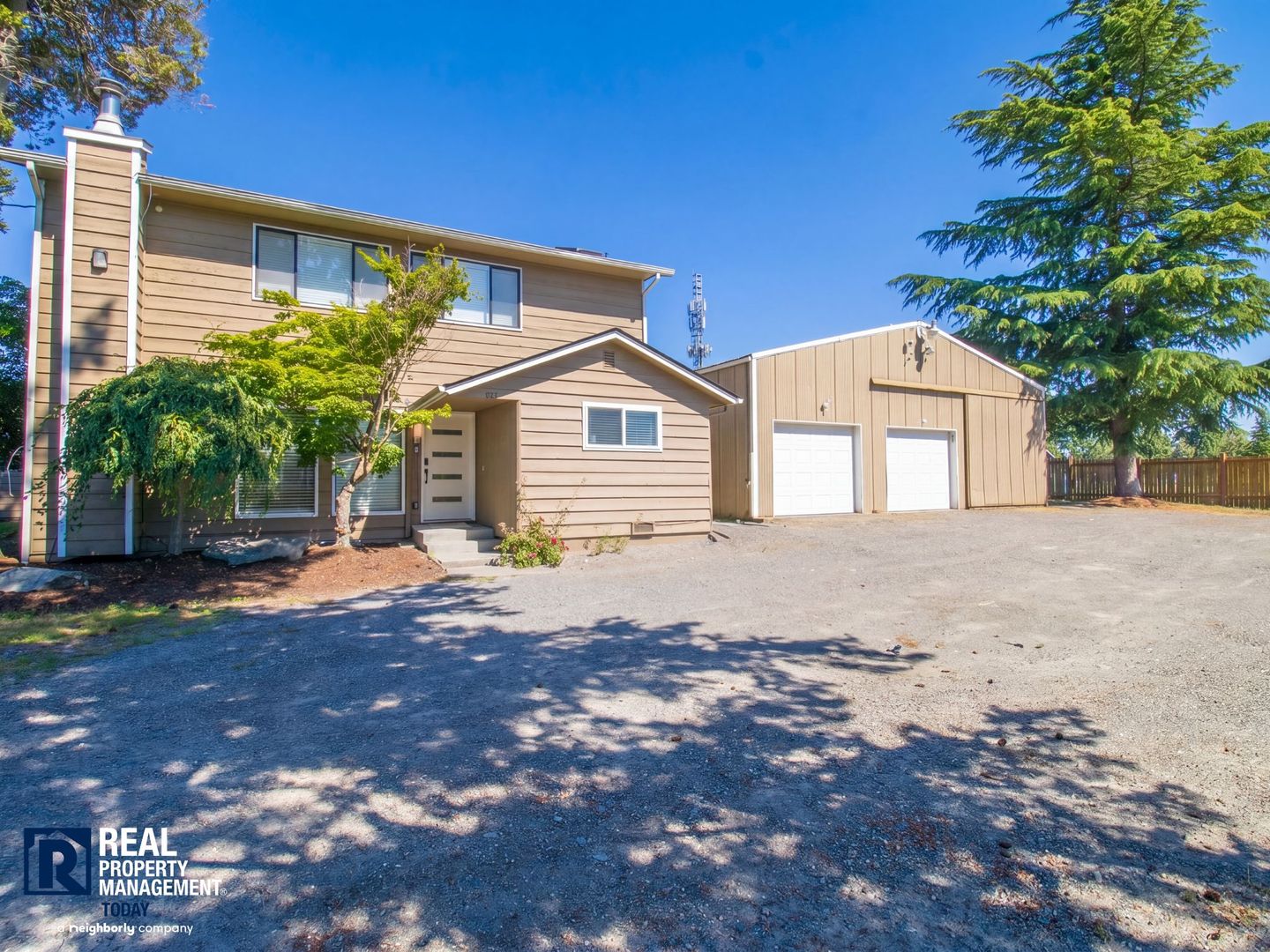 Tacoma House: 2807 61st Ave NE