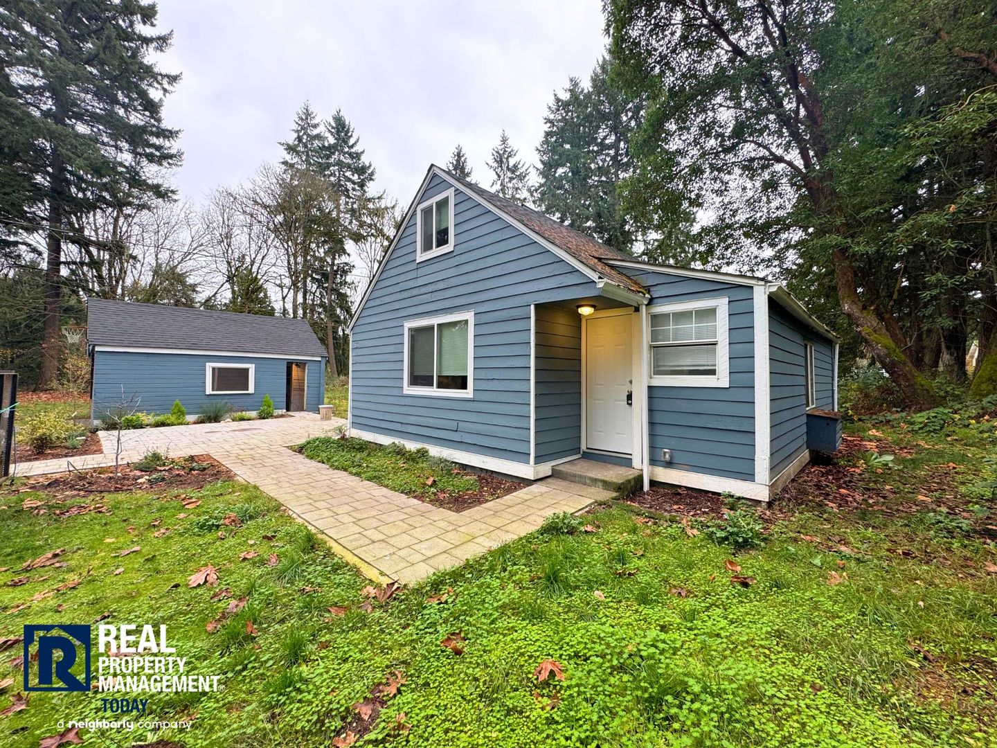 Tacoma House: 3316 46th St