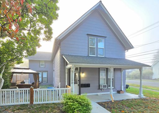 Snohomish 1 Bedroom Apartment – photo 1