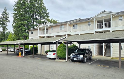2 Bedroom/ 2 Bath 3rd Floor Apartment Available Now in Marysville