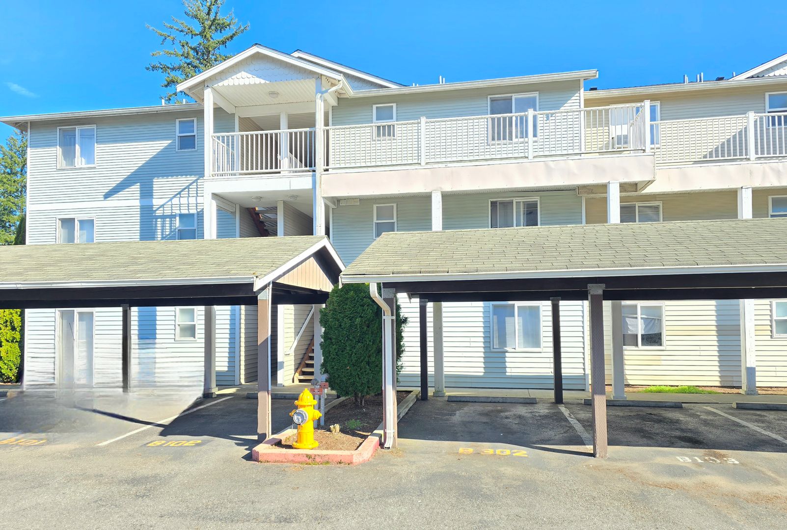 Marysville Apartment: 11811 State Ave