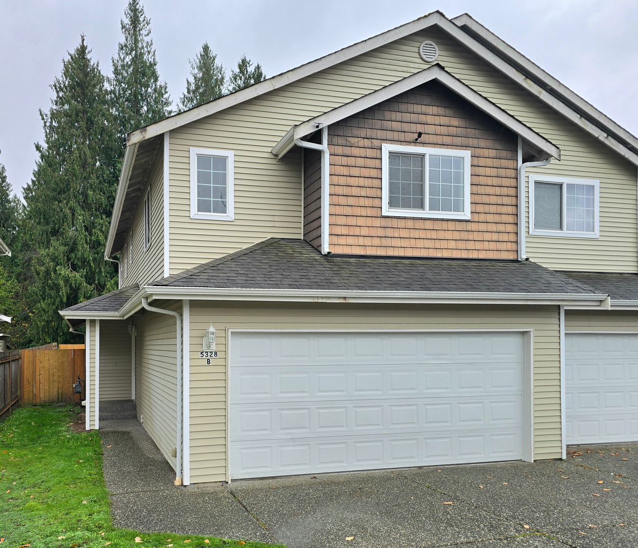 Marysville Apartment: 5328 138th St. NE