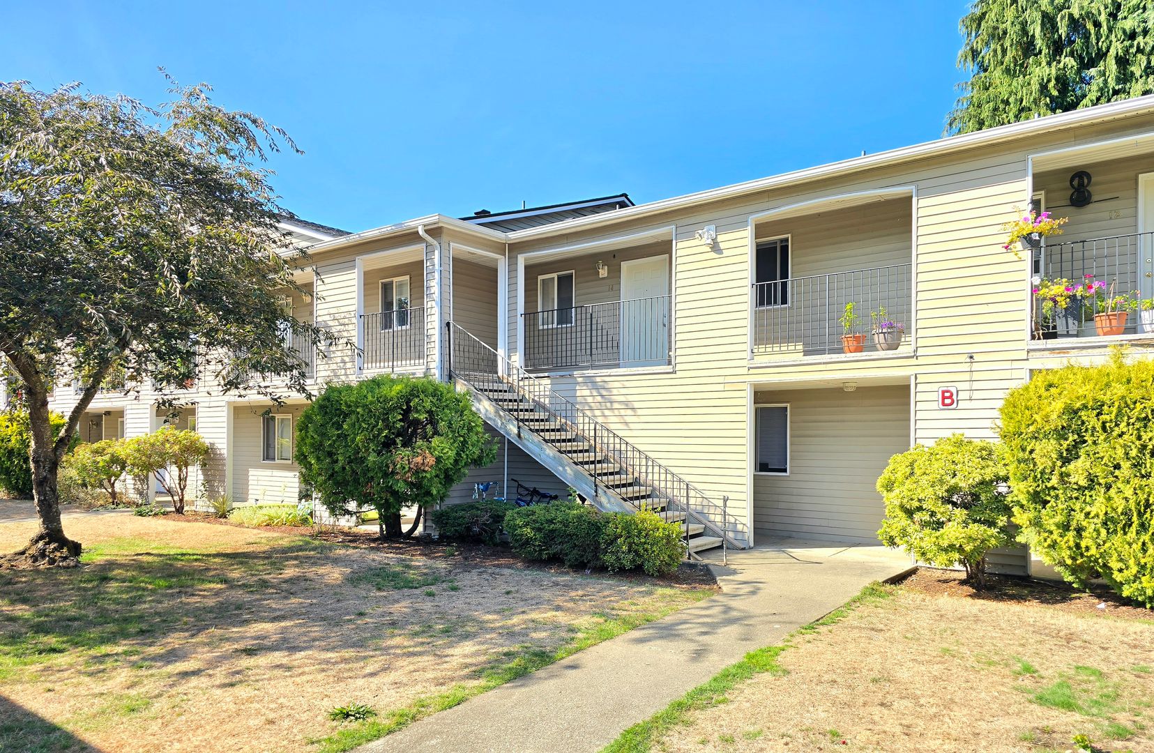 Marysville Apartment: 4505 100th St. NE