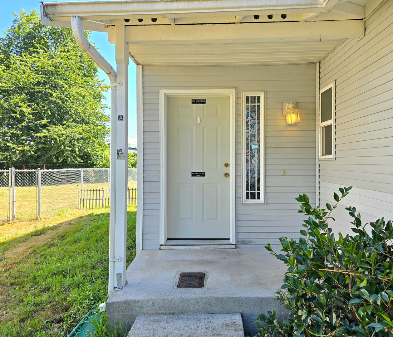 Lake Stevens Apartment: 1205 Frontier Cir. E