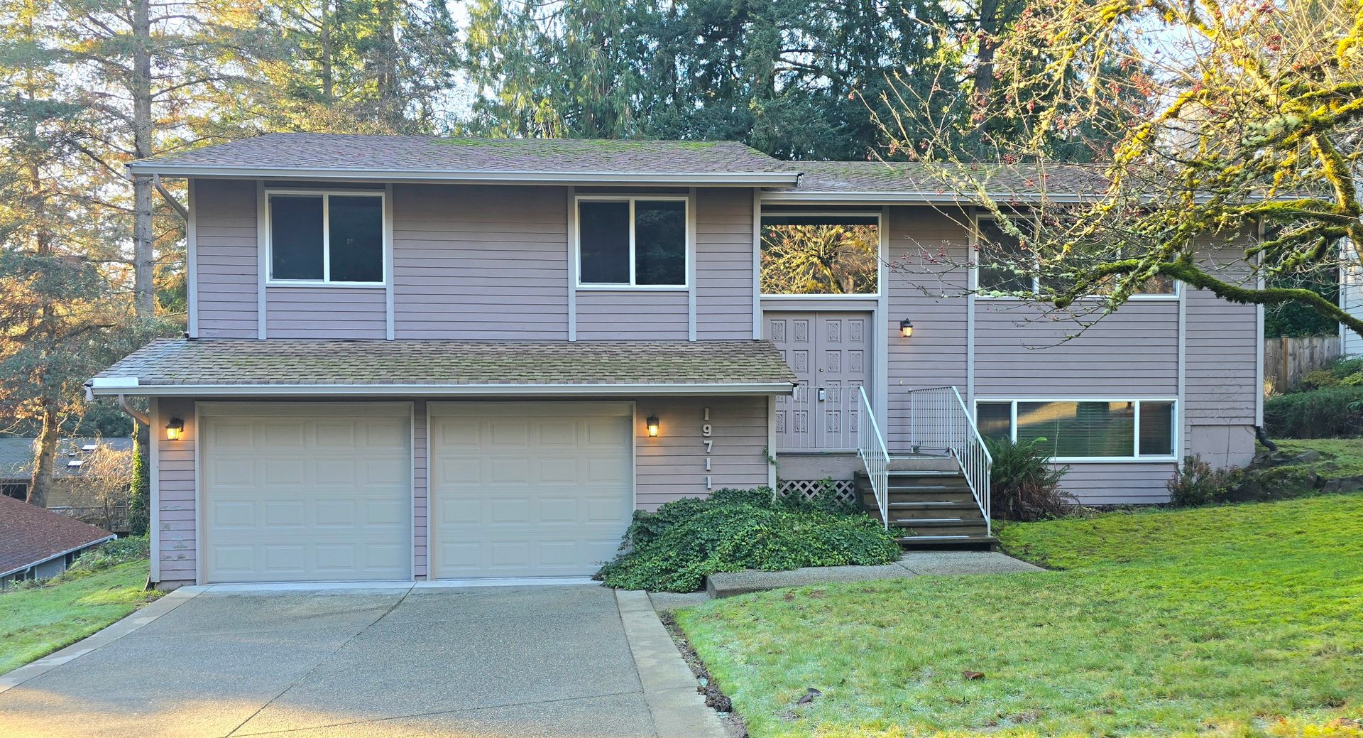 Lake Forest Park House: 19711 41st Ave NE