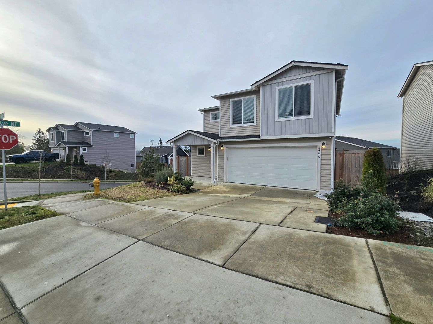 Marysville House: 4306 68th Dr NE