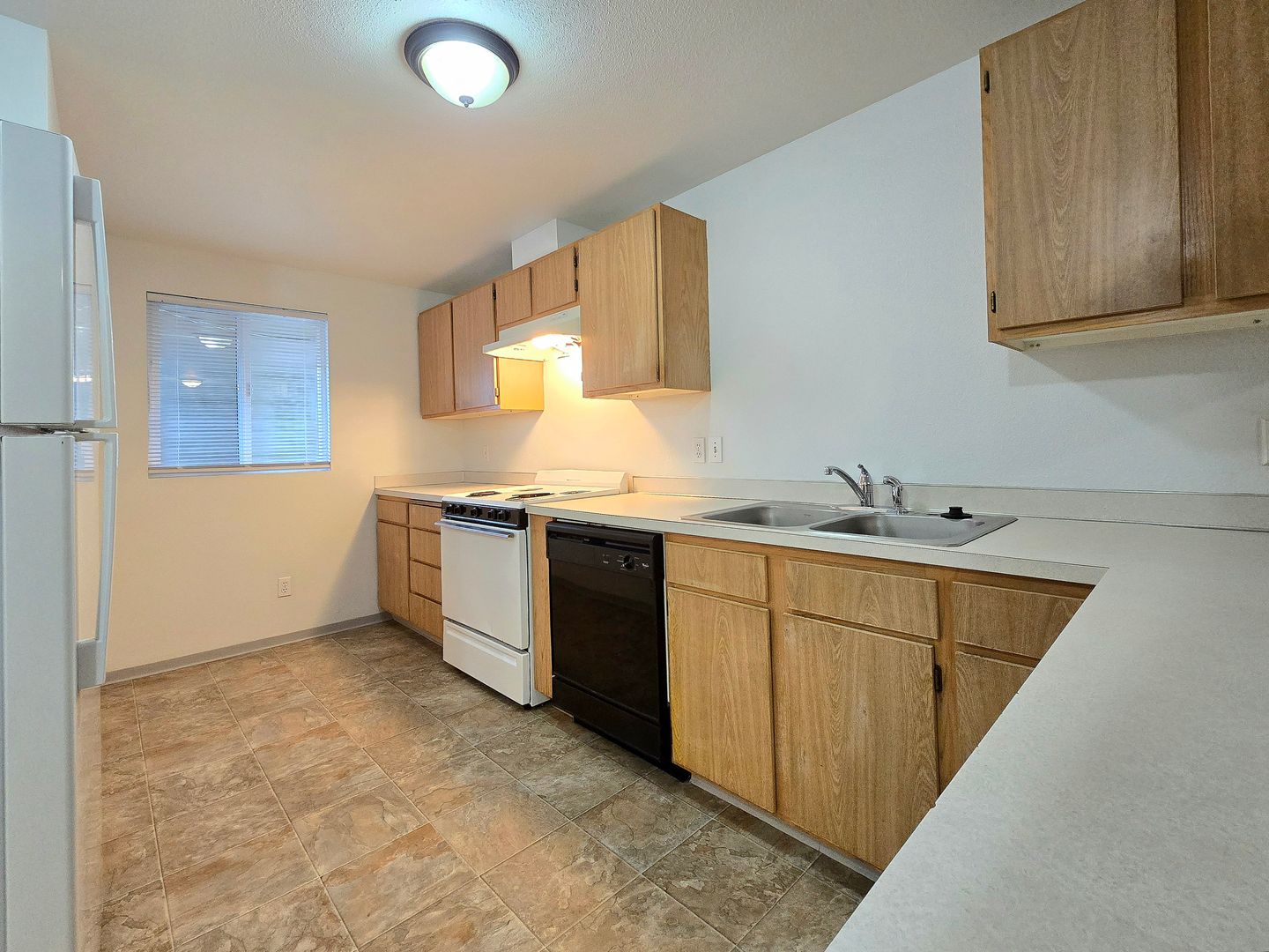 Marysville Apartment: 4505 100th St. NE