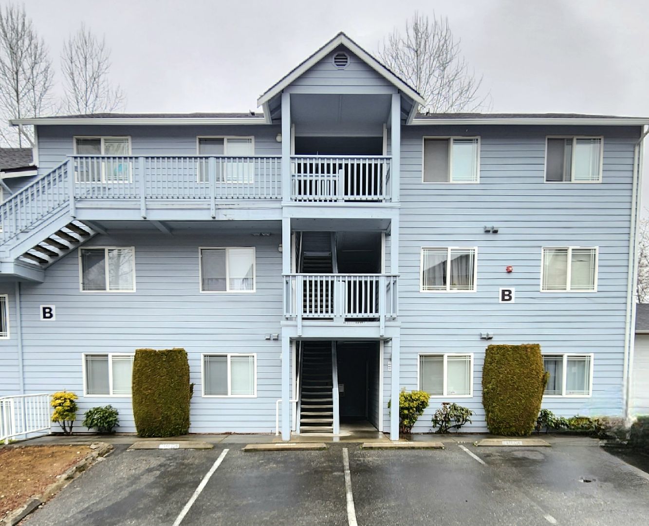 Everett House: 9727 18th Ave W Unit B-103