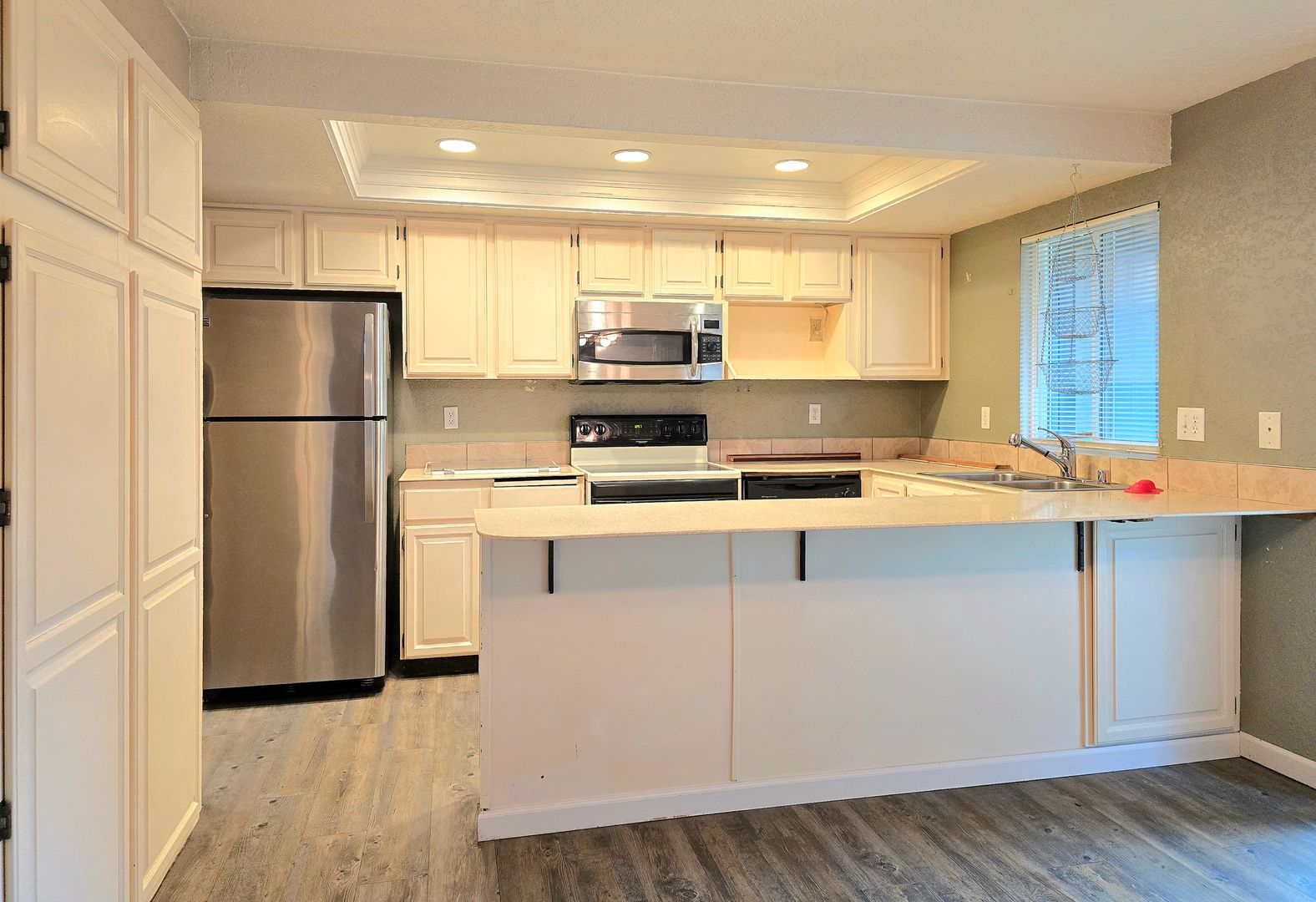 Everett House: 12600 4th Ave W