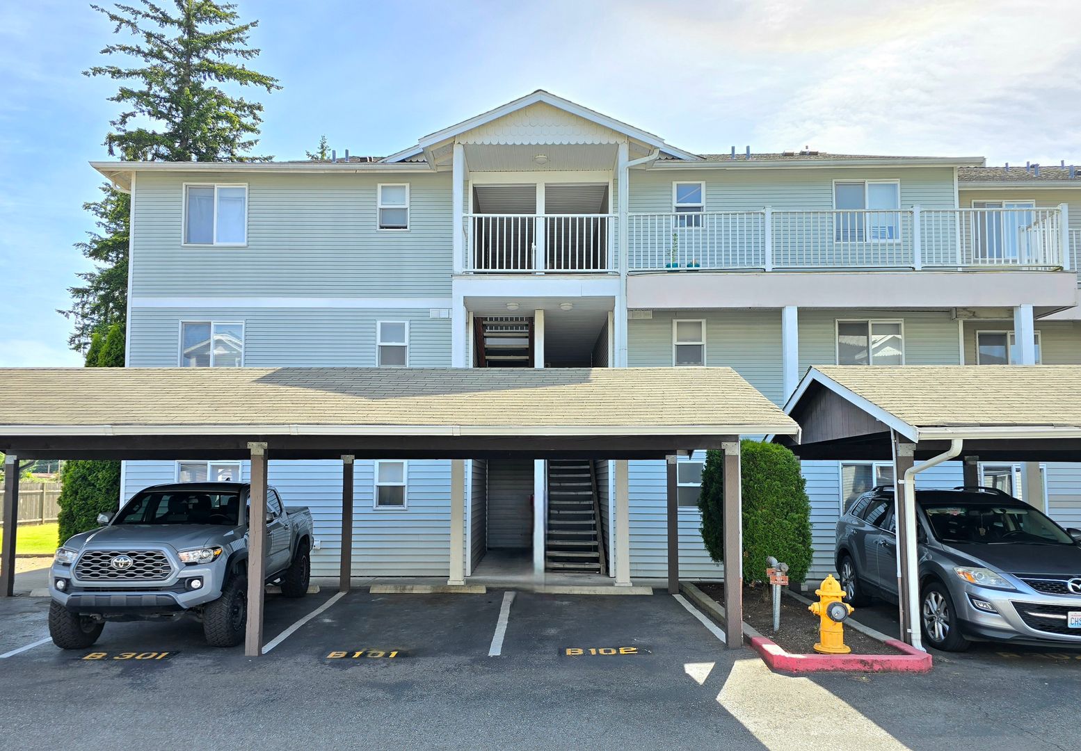 Marysville Apartment: 11811 State Ave