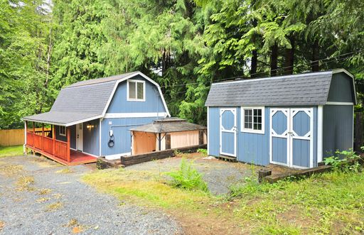 2 Bedroom Home in Arlington Available Now!
