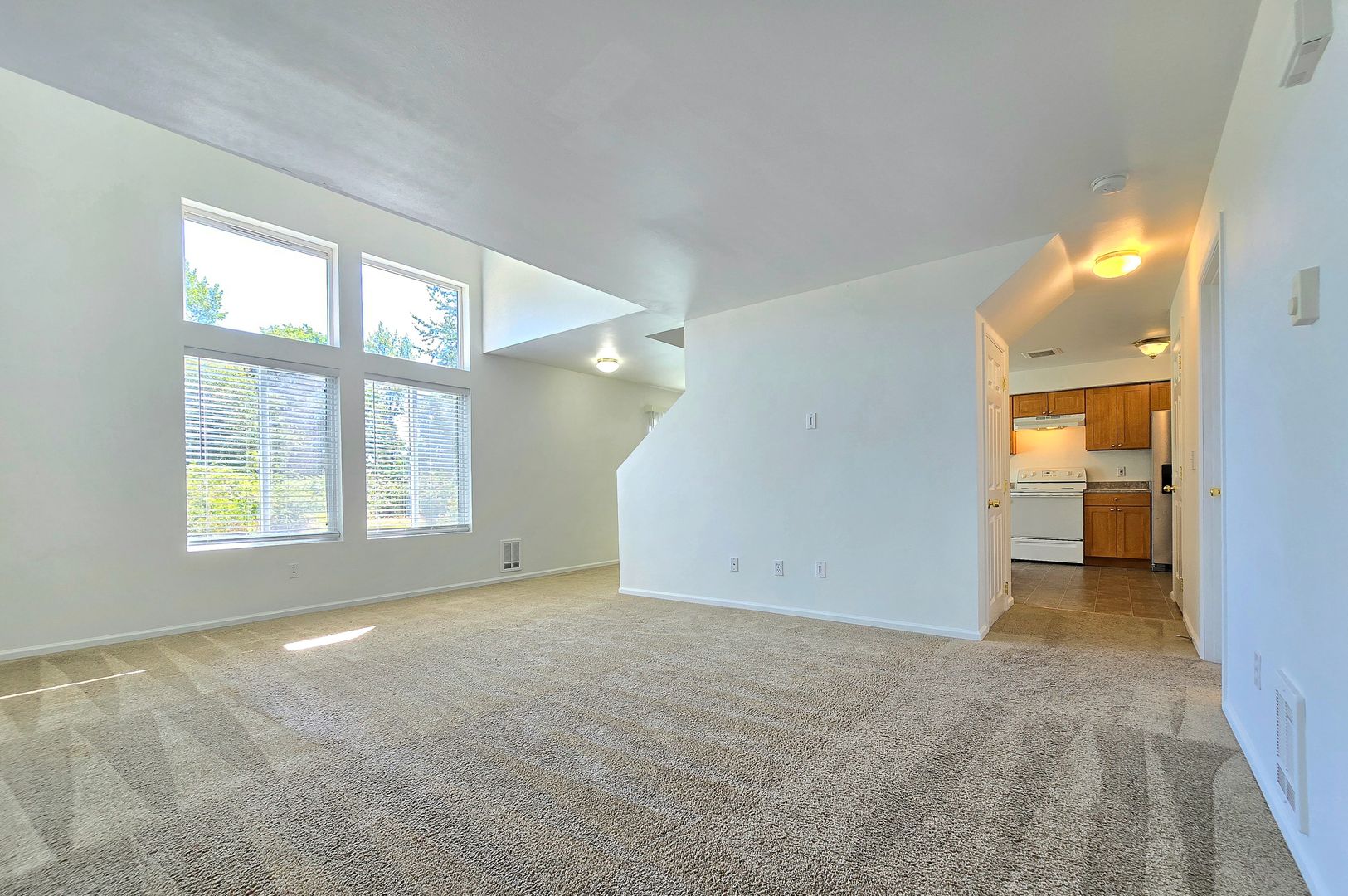 Lake Stevens Apartment: 1205 Frontier Cir. E