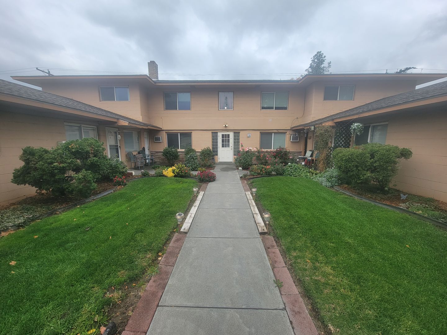 Pasco Apartment: 1101 W. Margaret St. Pasco