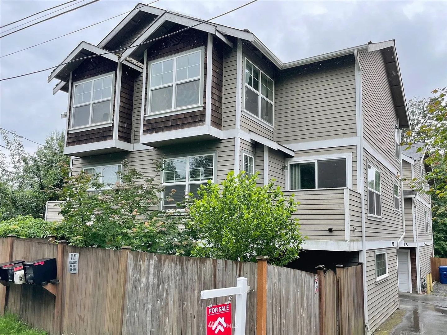Seattle House: 9101 23rd Ave NE - Unit B