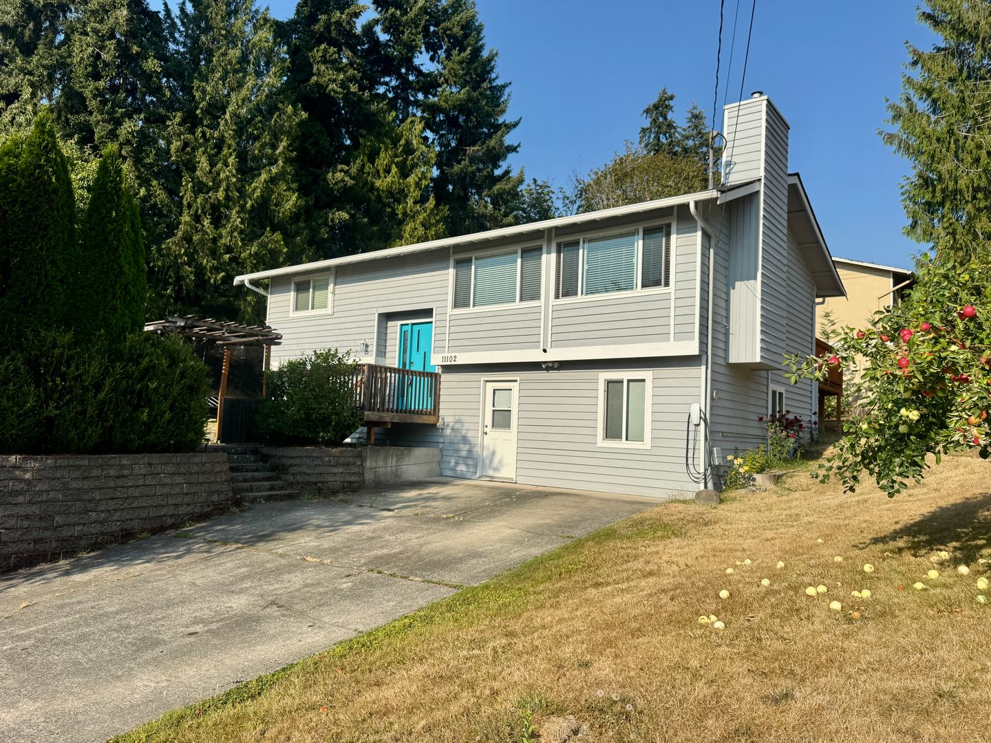 Kirkland House: 11102 126th Ave NE