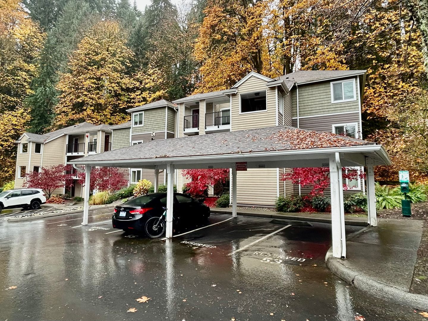 Issaquah Condo: 5000 NW Village Park Drive C220