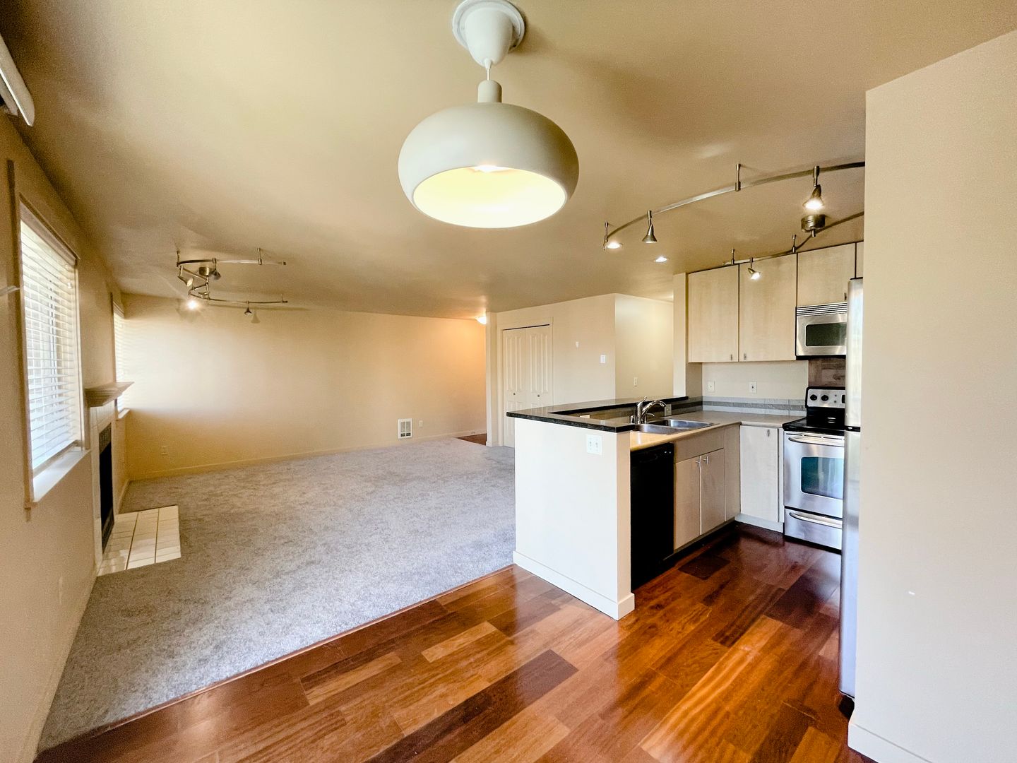 Kirkland Condo: 8244 126th Ave NE B301