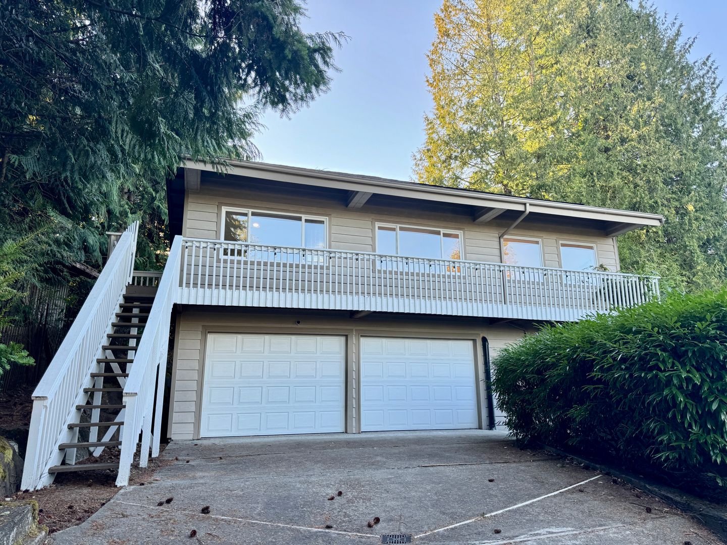 Bothell Condo: 21606 3rd Ave SE ADU
