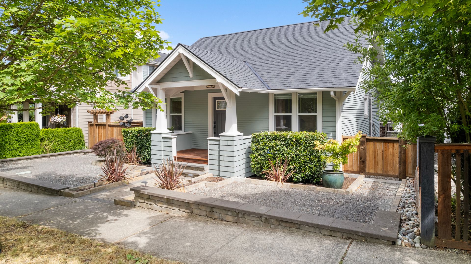 Duvall Apartment: 26616 NE Valley St