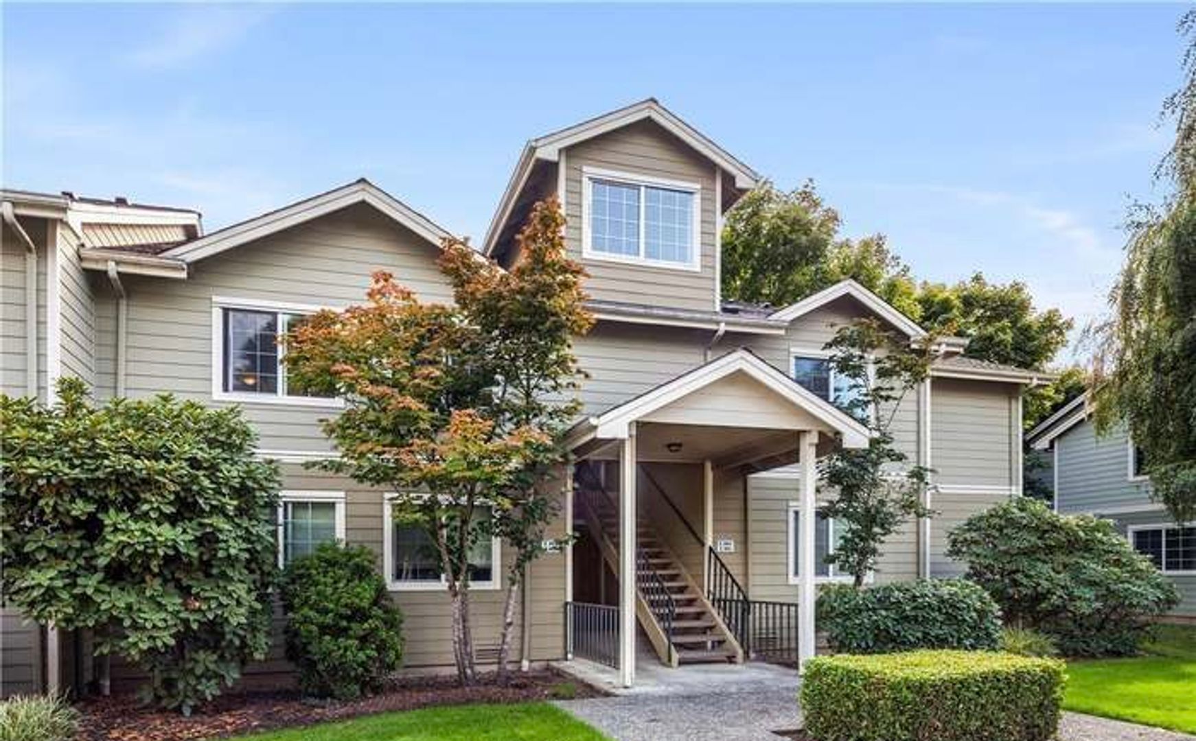 Issaquah House: 755 5th Ave NW Unit E203