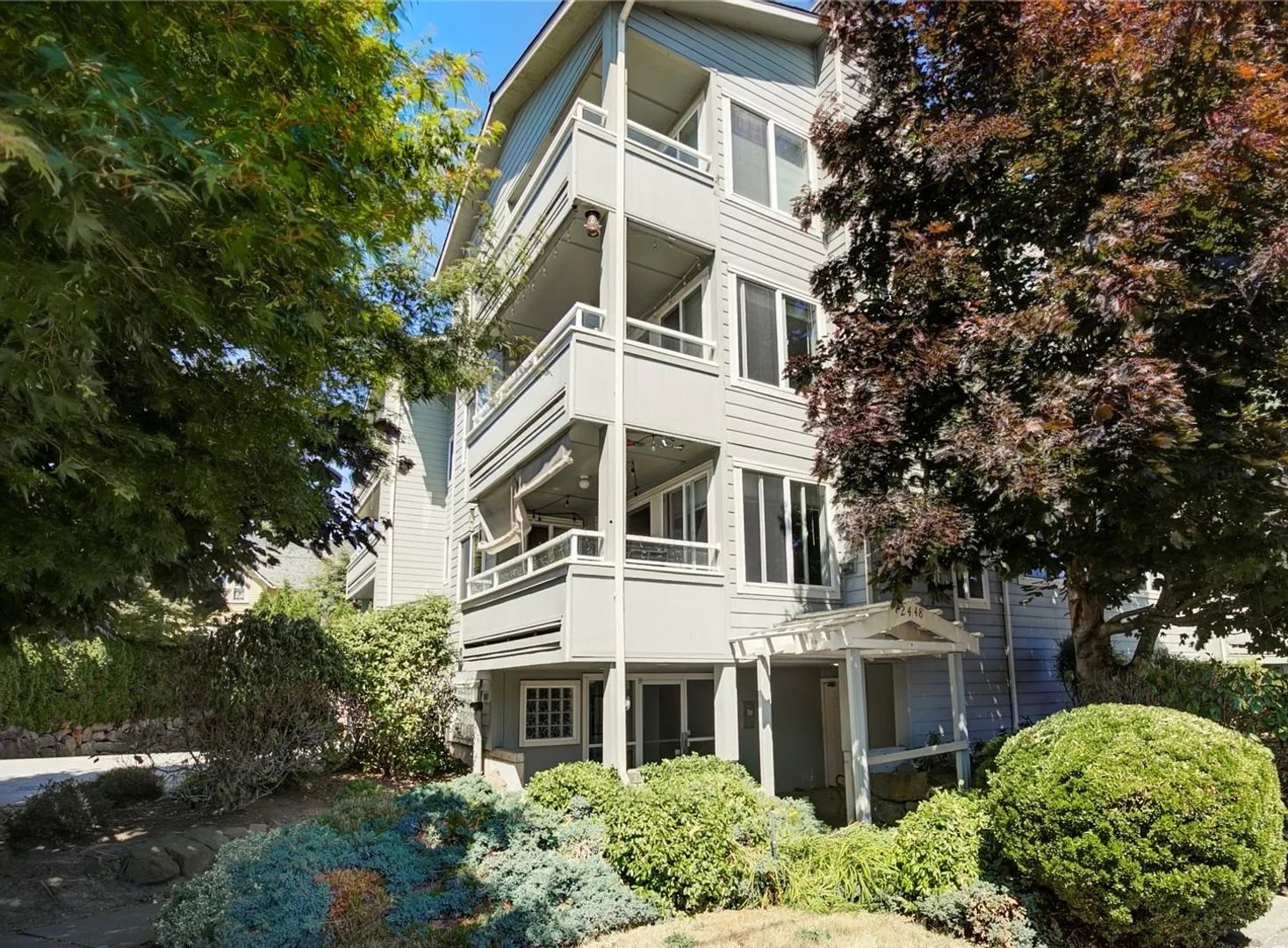 Seattle Condo: 2448 NW 59th St - Unit 301