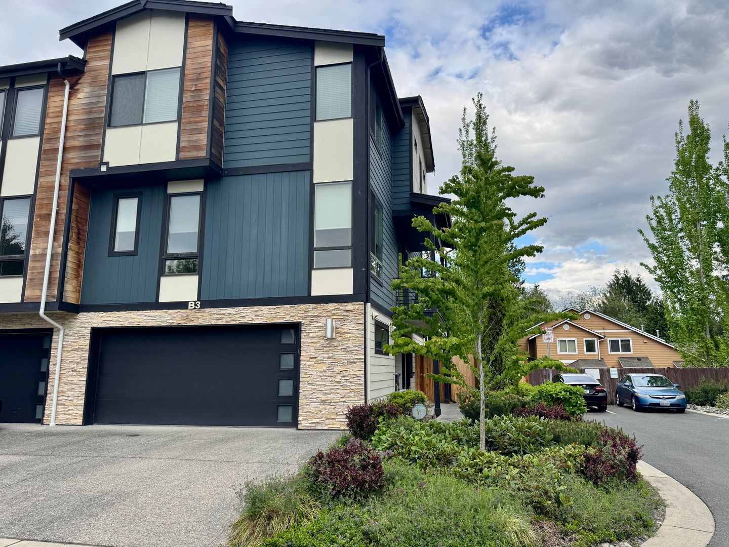 Everett Townhome: 729 112th St. SW Unit B3