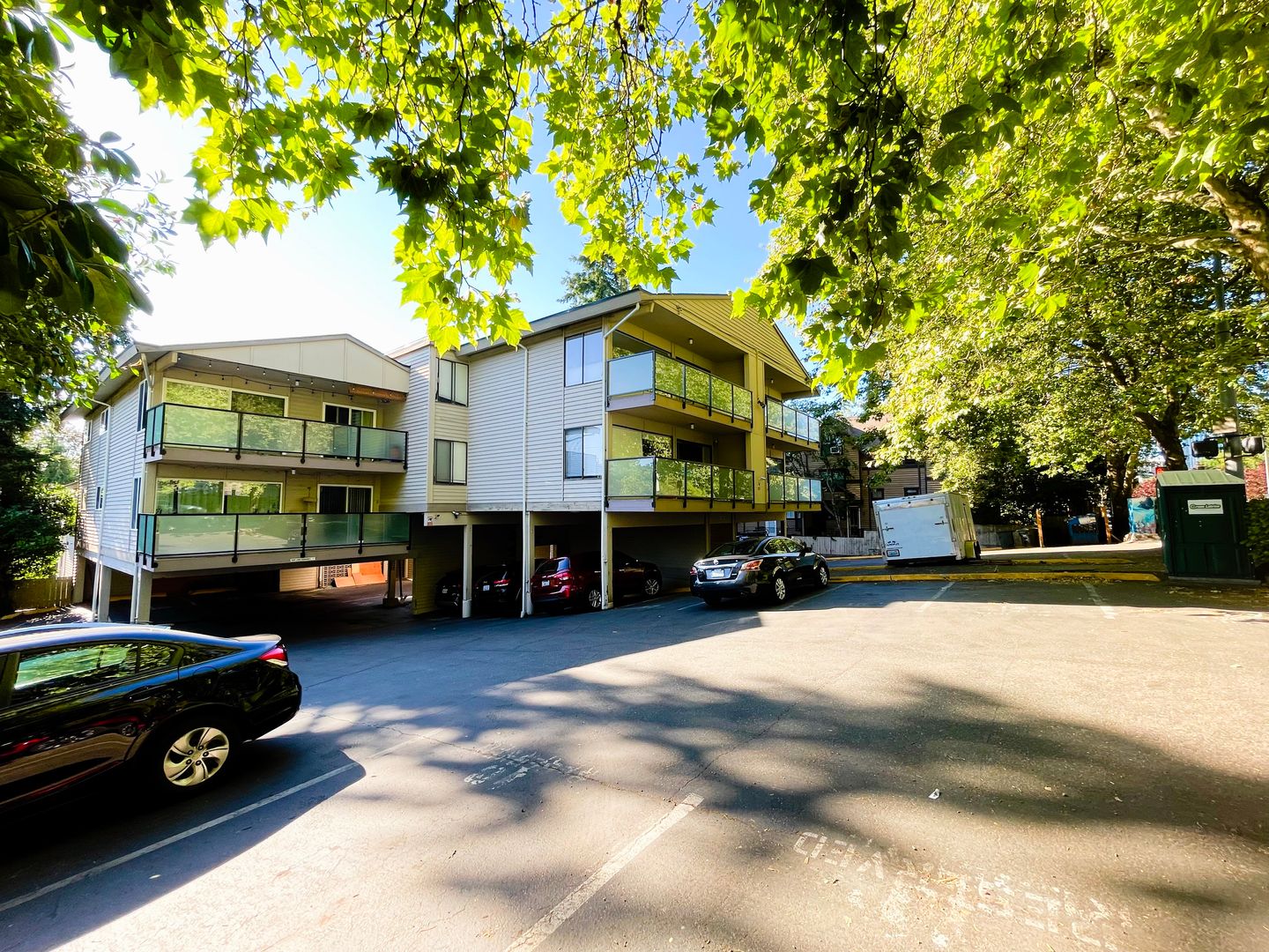 Bellevue Condo: 321 Bellevue Way SE Unit 406