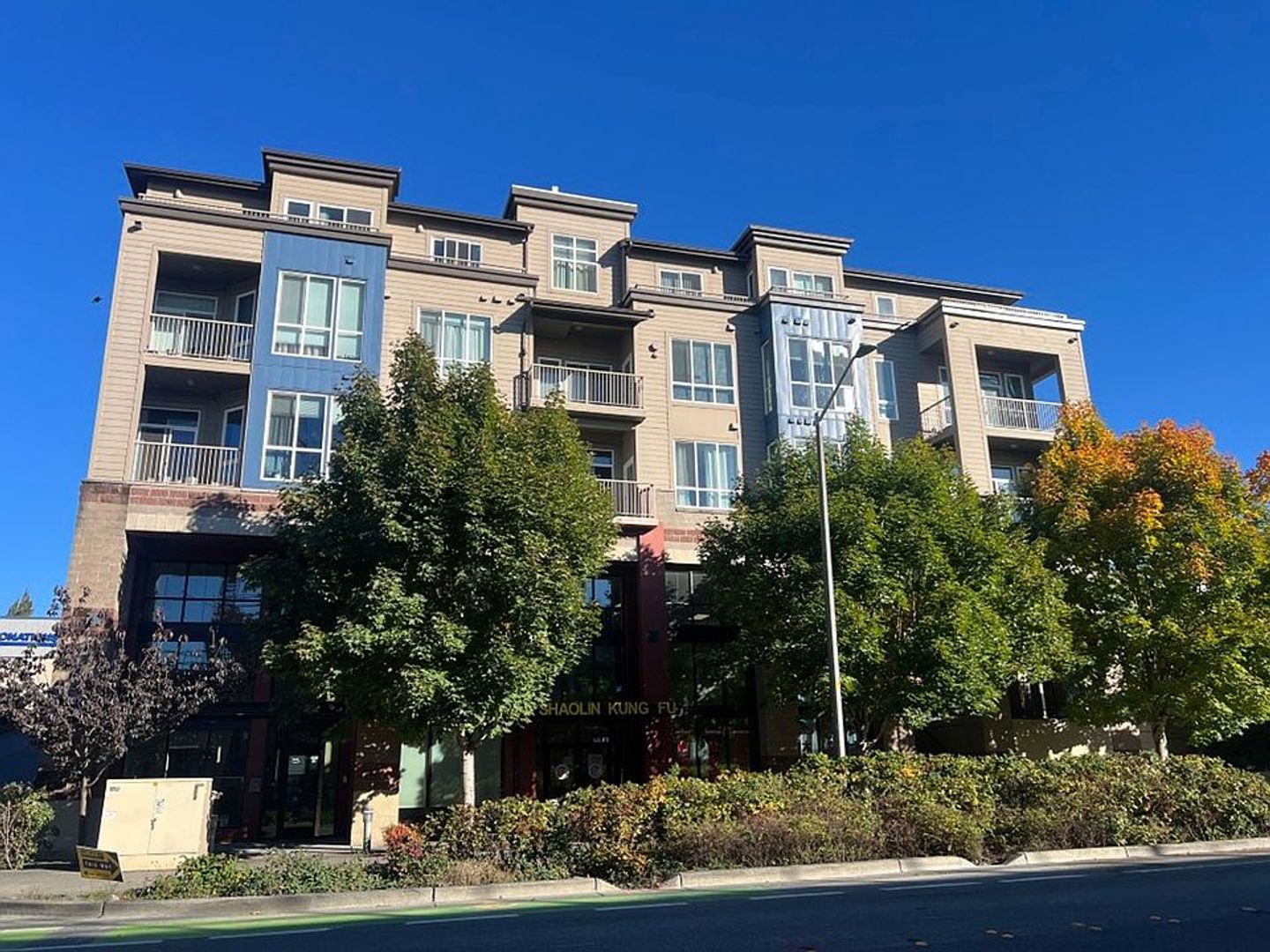 Redmond House: 2222 152nd Ave NE Unit 306