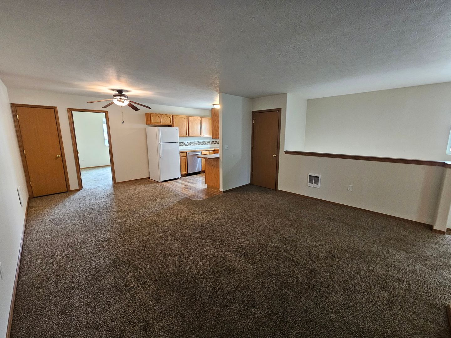 Spokane Apartment: 1613 E Hartson Ave