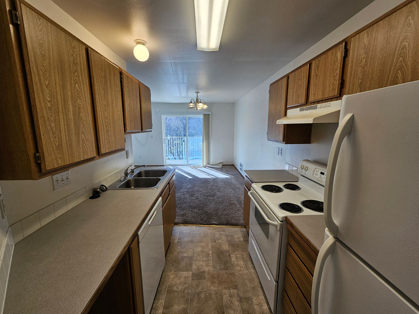 Spokane Valley Apartment: 13327 E Guthrie Dr