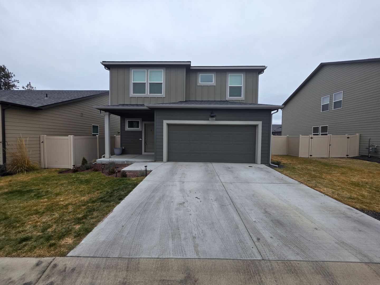 Spokane House: 5906 W Yorktown Ln