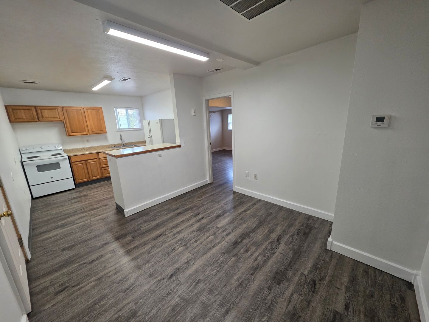 Spokane Apartment: 613 W Knox Ave