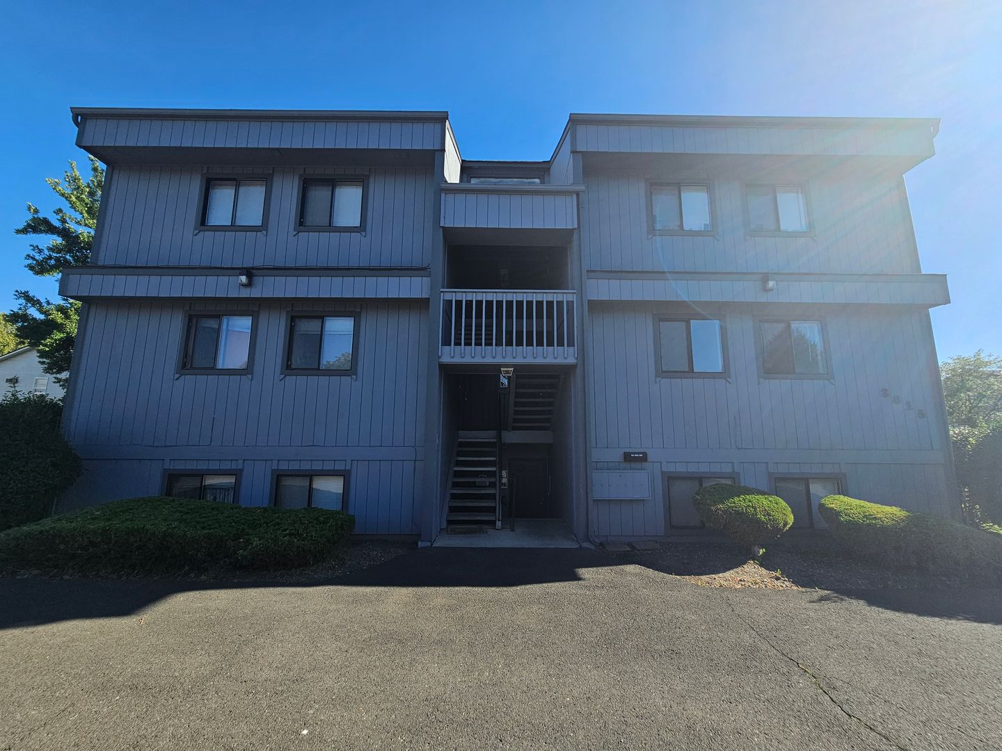 Spokane Valley Apartment: 3015 S Clinton Rd