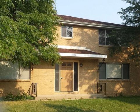 Charming Upstairs Apartment. Close to Everything! – photo 1