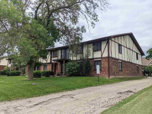 Affordable 2-bedroom with great space in Madison – photo 1