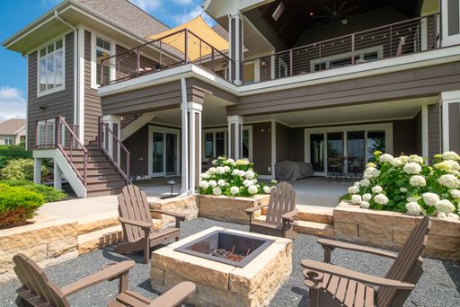 Luxury Executive Rental with Incredible Covered Outdoor Living Space & Resort-Style Amenities