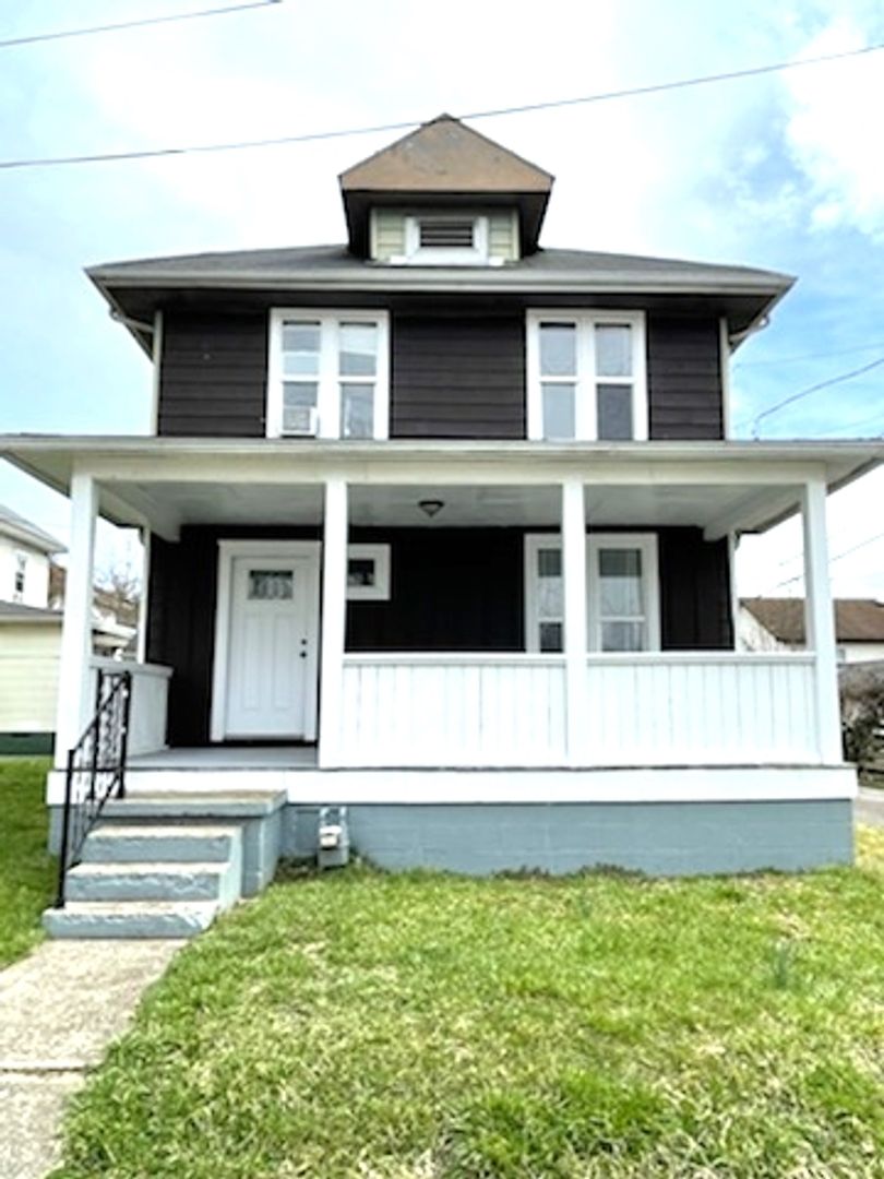 Dunbar House: 114 13th Street