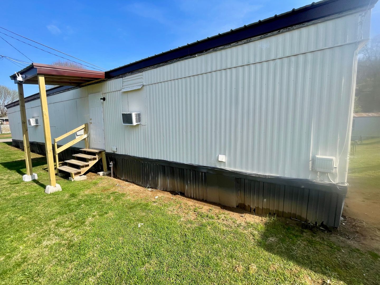 Huntington House: 36 Birchwood Court (Lot 11)