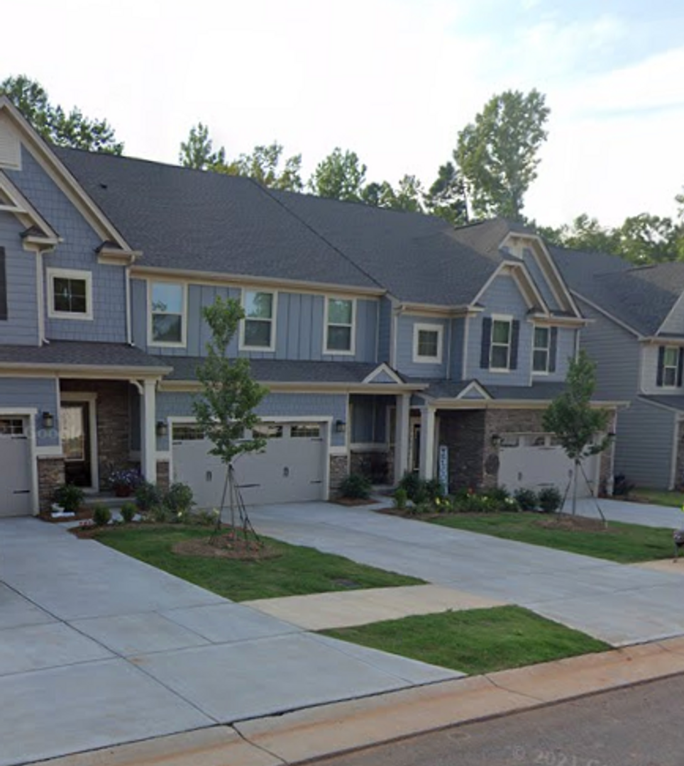 Mooresvile House: 145 Lanyard Drive, Unit D